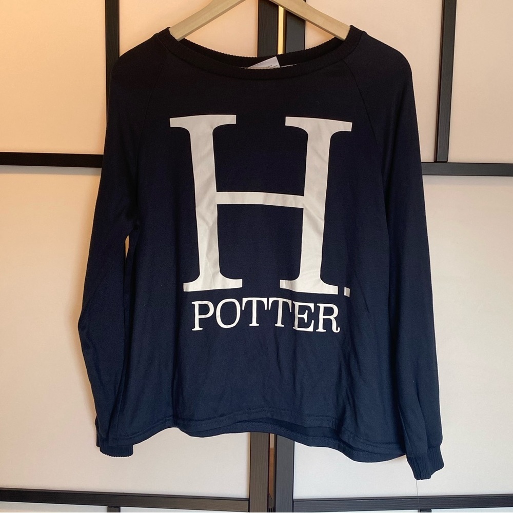 Wizard World HARRY POTTER long sleeve pajama top shirt. Women’s size Large
